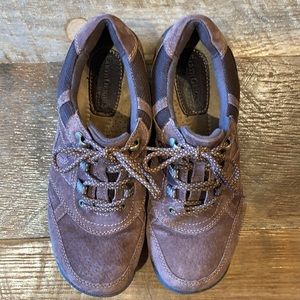 Earth origins brown suede Carter hiking shoe boys 7M